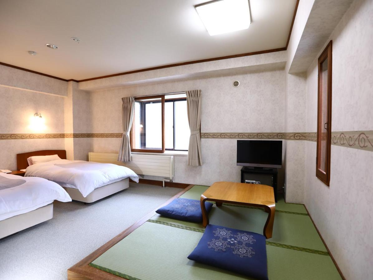 New Yokote Hotel Yamanouchi  Bagian luar foto